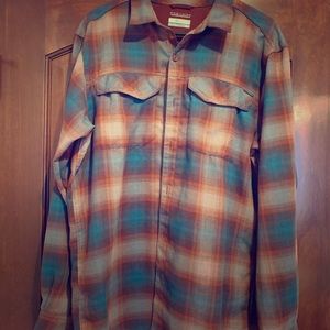 Columbia Button Up